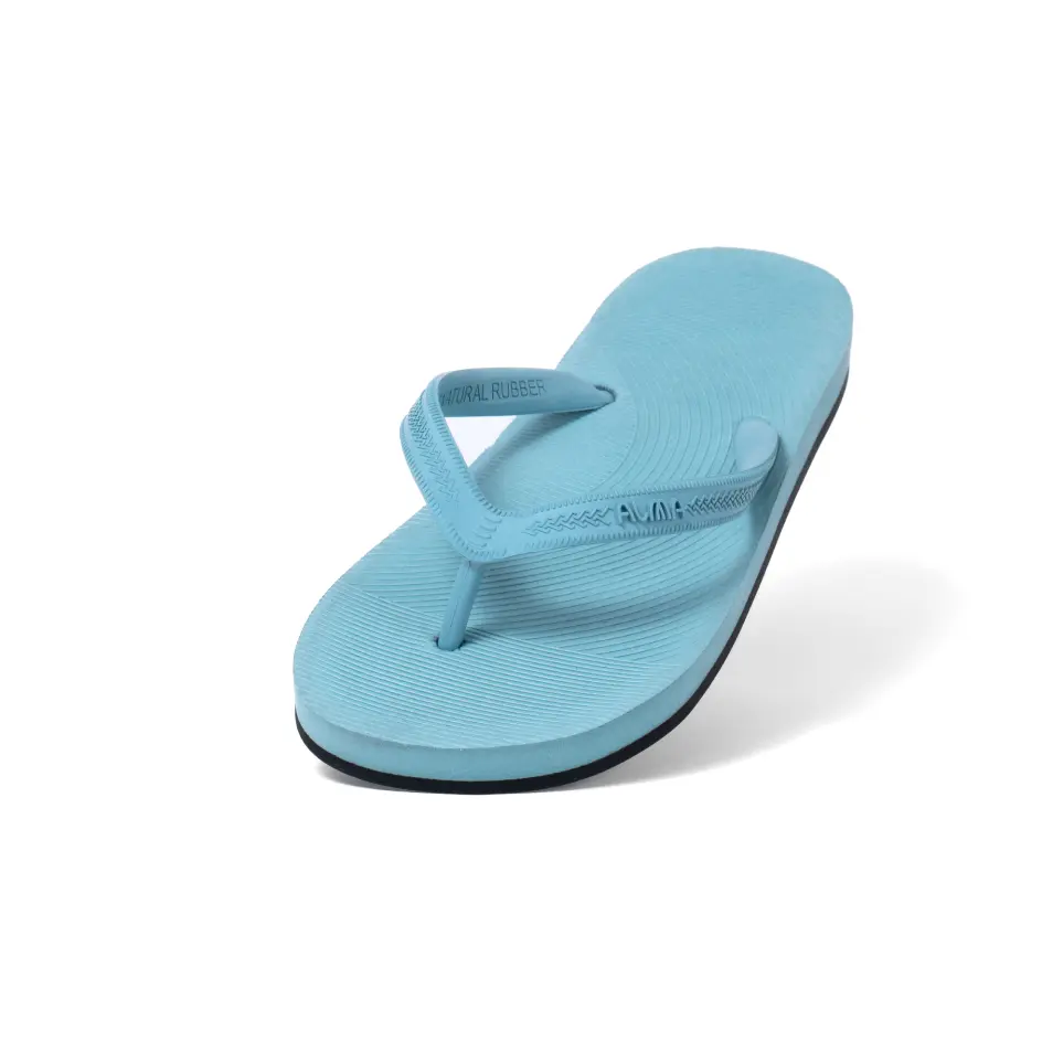 Stylish custom thong flip flops with bespoke branding options, perfect for elevating your summer footwear collection.