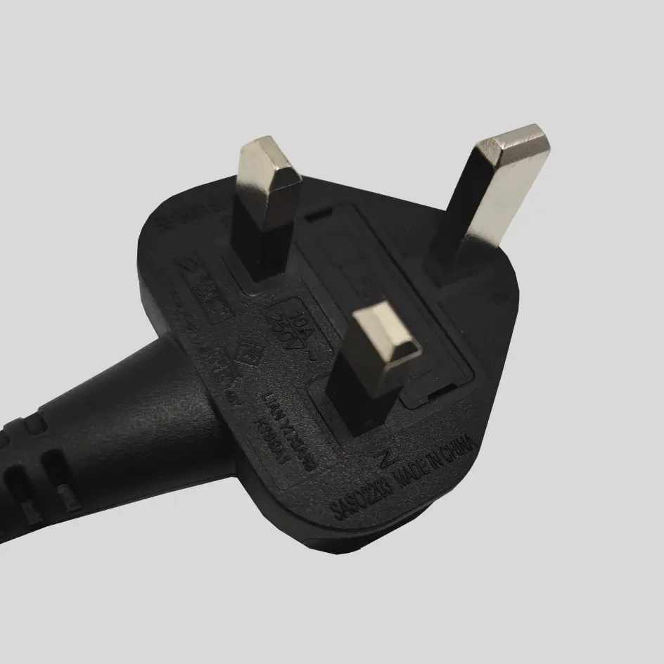 GaN PD65W Charger and Socket in sleek black, offering a modern, minimalist design for any workspace.