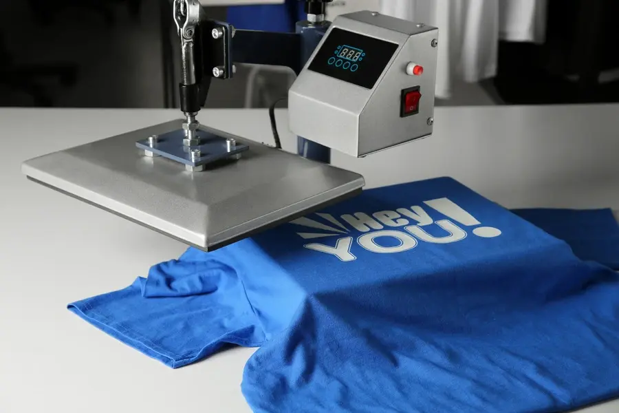 Dynamic Customization: Offering On-Demand Printed Patches for Pop-Up Shops and Events