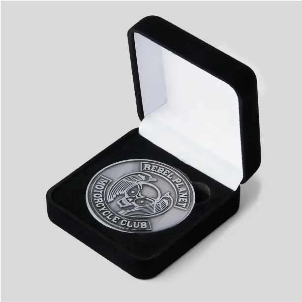 Custom military coin featuring unique design elements, symbolizing honor and service in the armed forces.