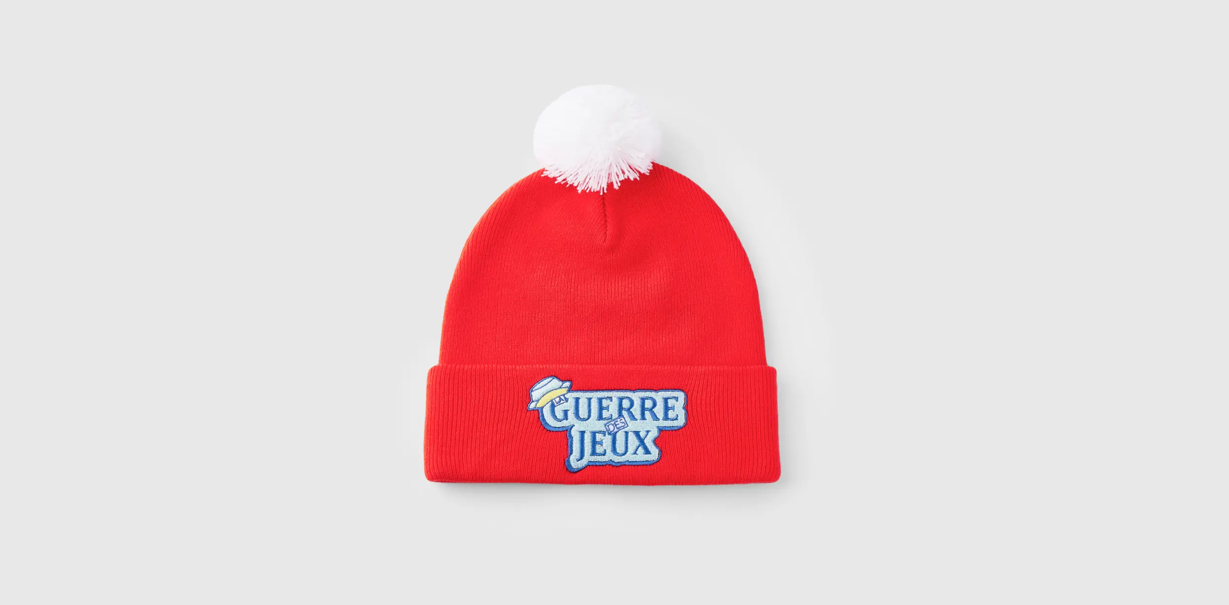 Red beanie featuring the “Guerre Jeux” logo.