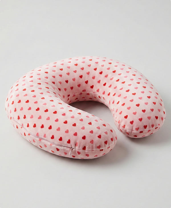 U-shaped neck pillow with reinforced seams and ergonomic contour construction